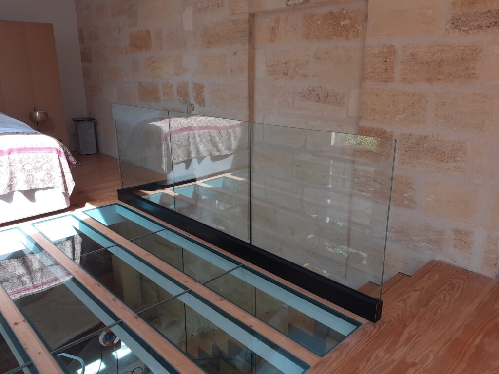 Garde-corps en Verre sur Mesure en Gironde