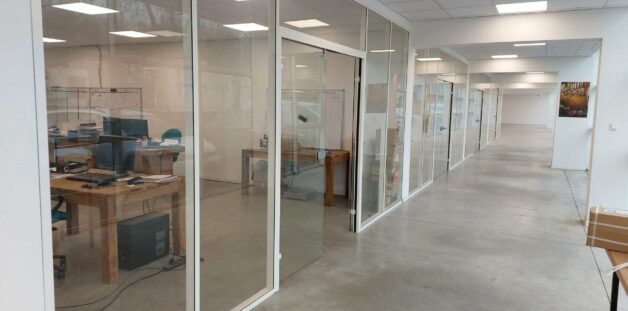 cloison modulaire par la miroiterie du sus ouest