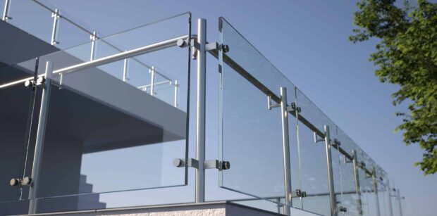 garde-corps en verre sur mesure d'une terrasse ou d'un balcon